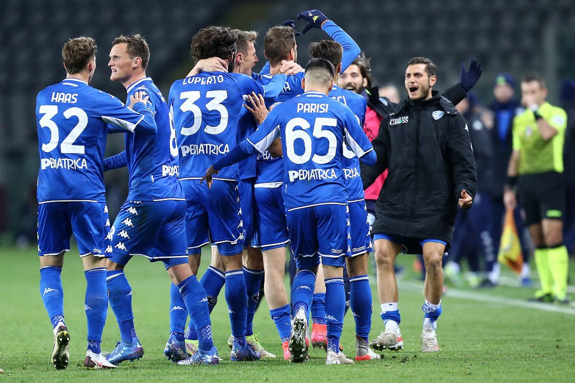 确保全队的 确保全队的